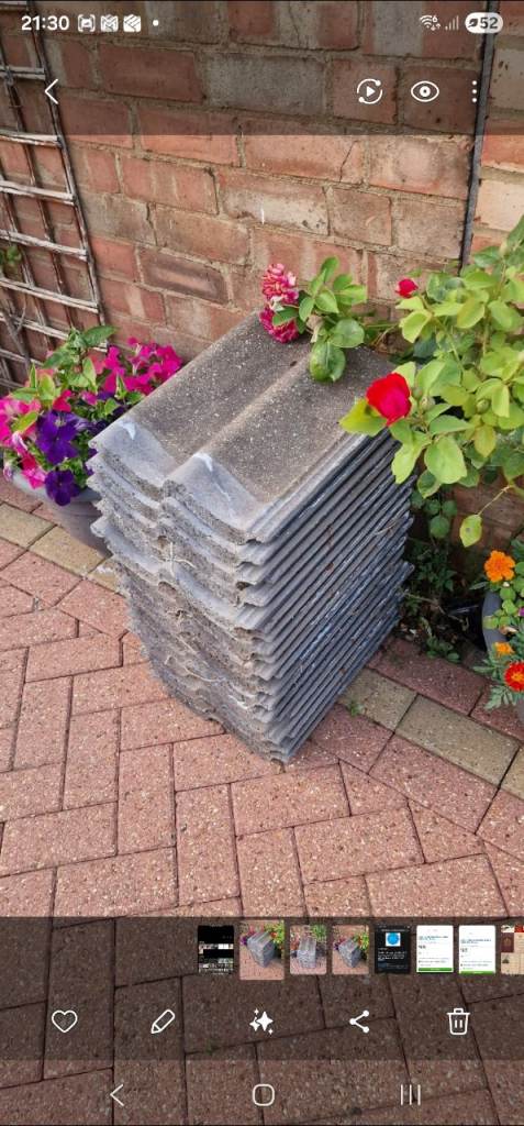 Roof tiles