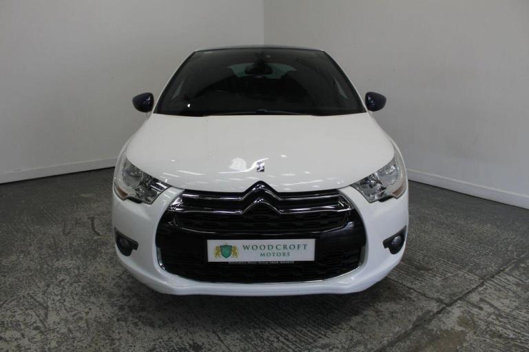 CITROEN DS4 1.6 e-HDi Airdream DStyle Nav Euro 5 (s/s) 5dr 2015