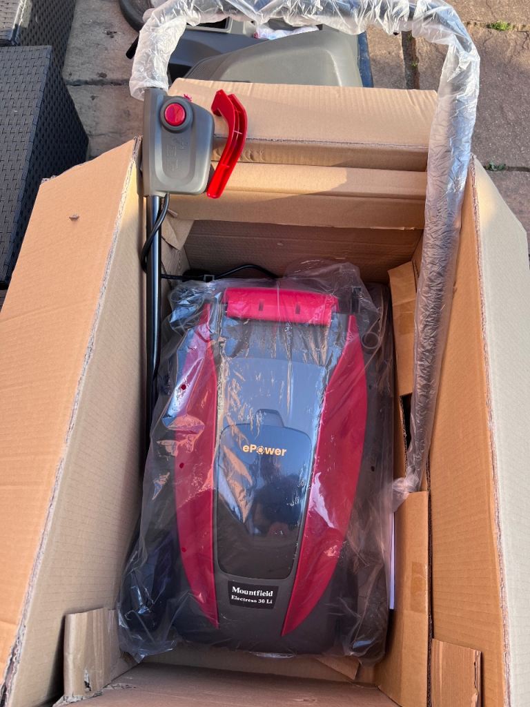 Mountfield Battery Lawnmower ELECTRESS 30 Li Kit 30cm cutting width including battery