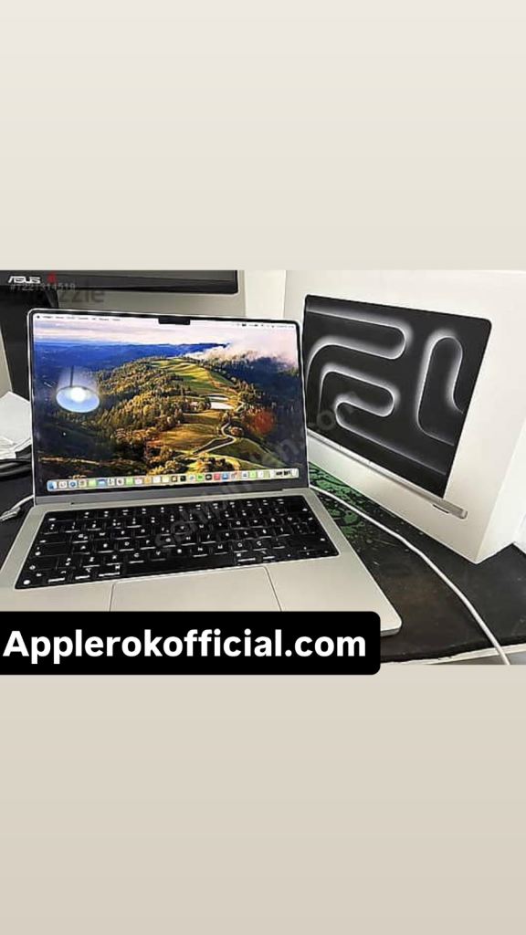 Macbook Pro M4 Laptop