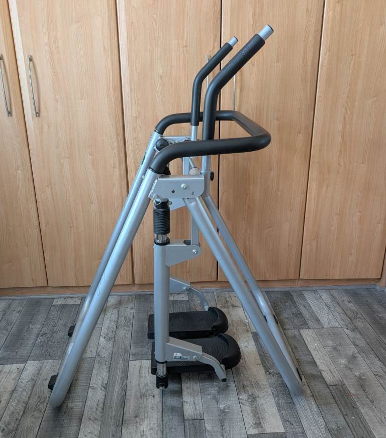 Air Walker Carl Lewis Excellent Condition with computer