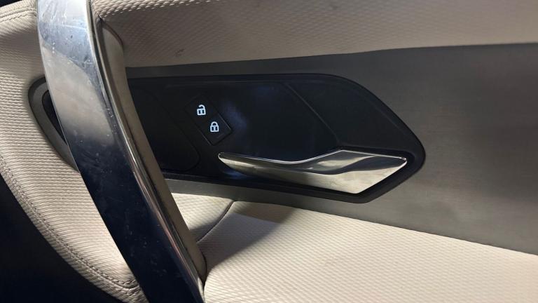 2022 Land Rover Discovery Sport 2.0 D200 Urban Edition 5dr Auto (5 Seat) Estate Diesel Automatic