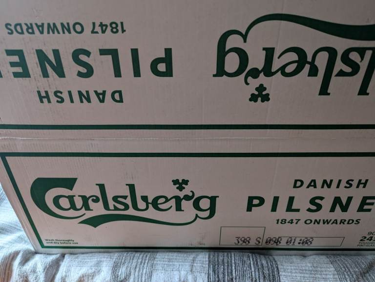 Carlsberg pint glasses 