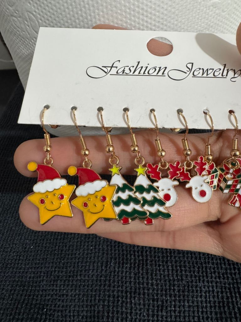 Christmas Special designer Hook 5 Pairs Earrings  Perfect For Gifts And Party