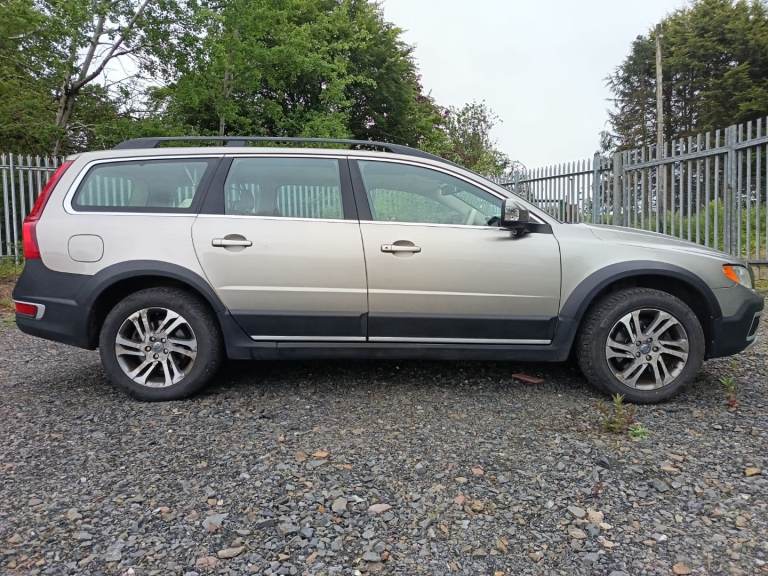 Volvo, XC70, Estate, 2013, Semi-Auto, 2400 (cc), 5 doors
