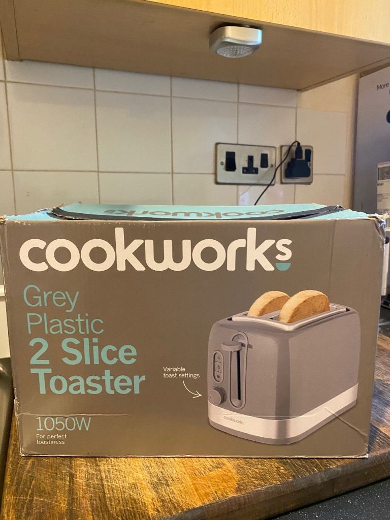 Small Toaster 