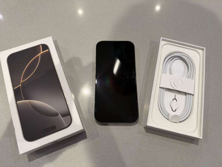 iPhone 16pro 256gb Natural Titanium