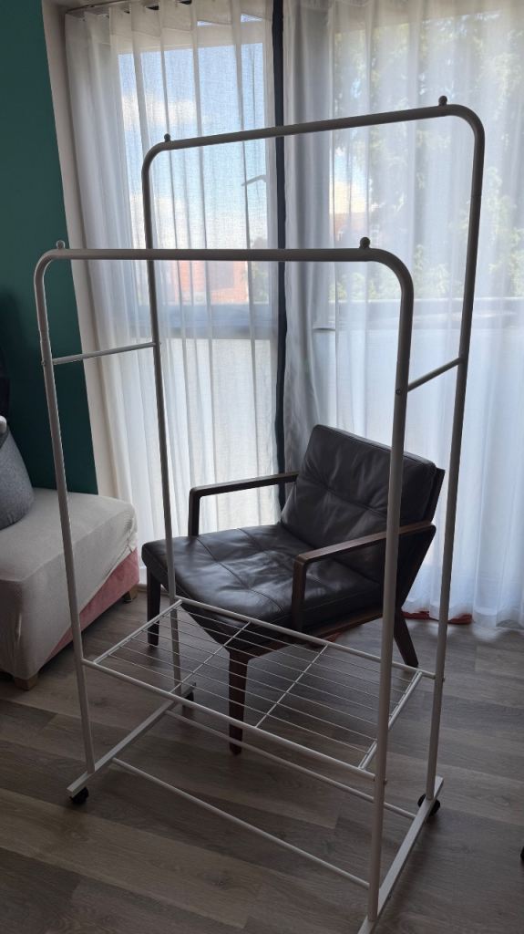 80.5Cm Rolling Clothes Rack