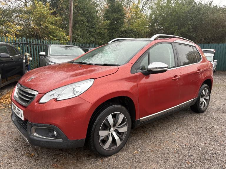 PEUGEOT 2008 1.2 PureTech Allure 2015
