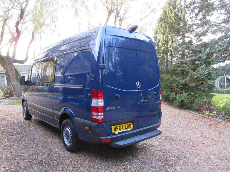 2014 Mercedes-Benz Sprinter 316 2.1CDi 3.5T L2H2 MWB MED ROOF [Email address removed. Click Email...
