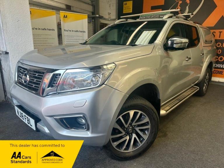 18 reg Nissan Navara 2.2 DCI Tekna 4X4 automatic, truckman top, 1 owner, inc VAT