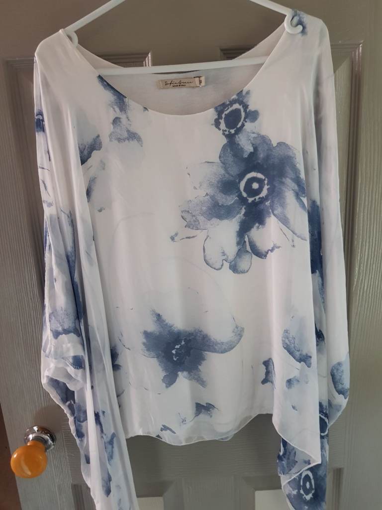 Ladies Blouse/Cover-up. Made in Italy. Size M