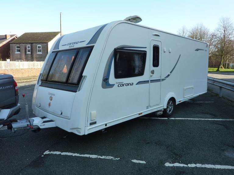 Compass Corona FIXED ISLAND BED 