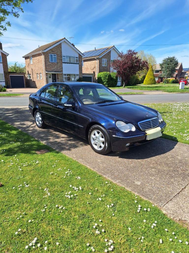 Mercedes Benz C220Cdi