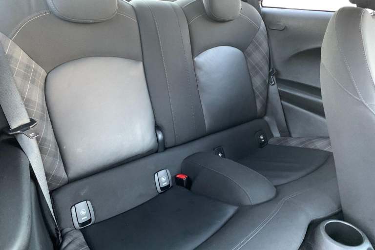 2017 MINI Hatch 1.5 Cooper D 3dr Auto [Chili Pack] Hatchback DIESEL Automatic