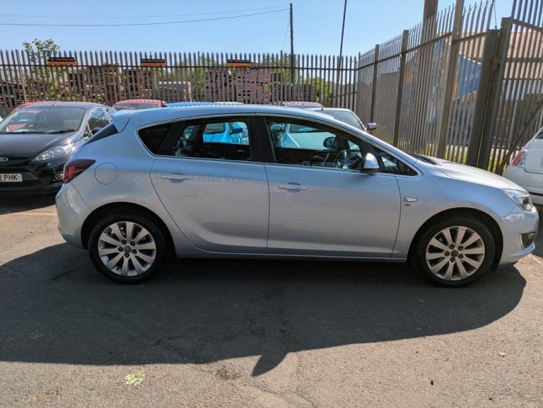 2014 Vauxhall Astra 2.0 CDTi 16V ecoFLEX Elite [165] 5dr HATCHBACK Diesel Manual