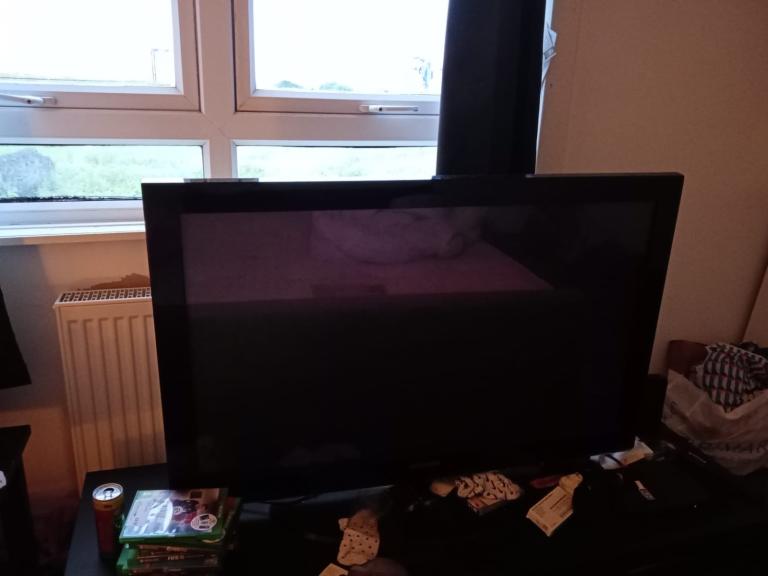 Large Black Flat Screen TV – Good Condition
