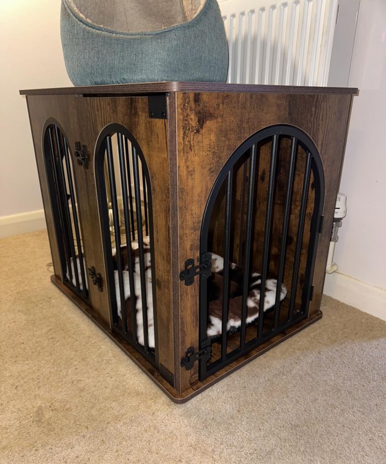 New Dog crate - 2 colours