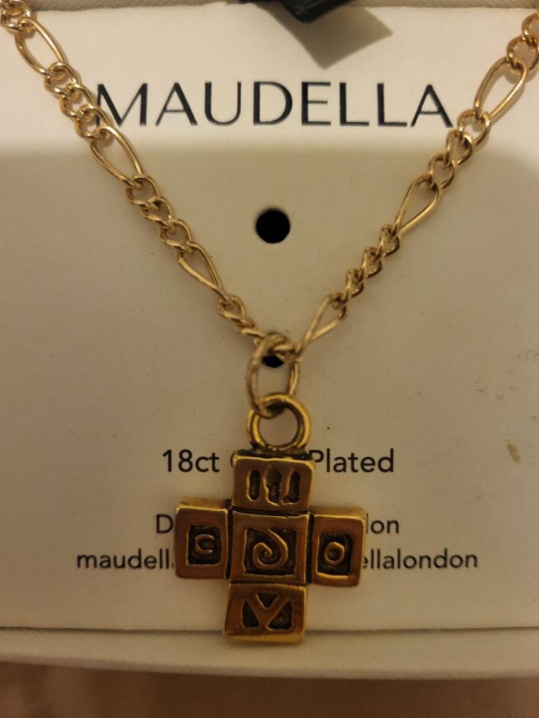 18ct gold plated chain & cross