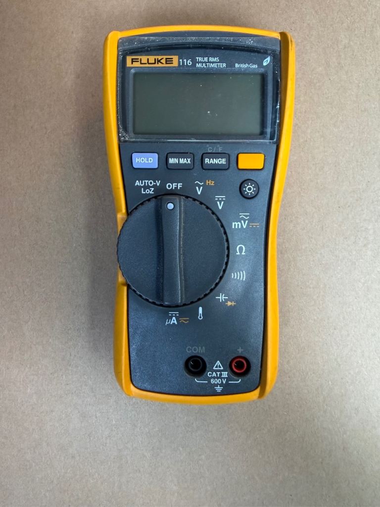 FLUKE 116 TRUE RMS MULTIMETER