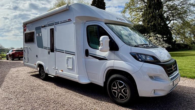 2024 Pilote Evidence 696U 4 Berth 4 Seat Belts Automatic Motorhome 3,400 miles