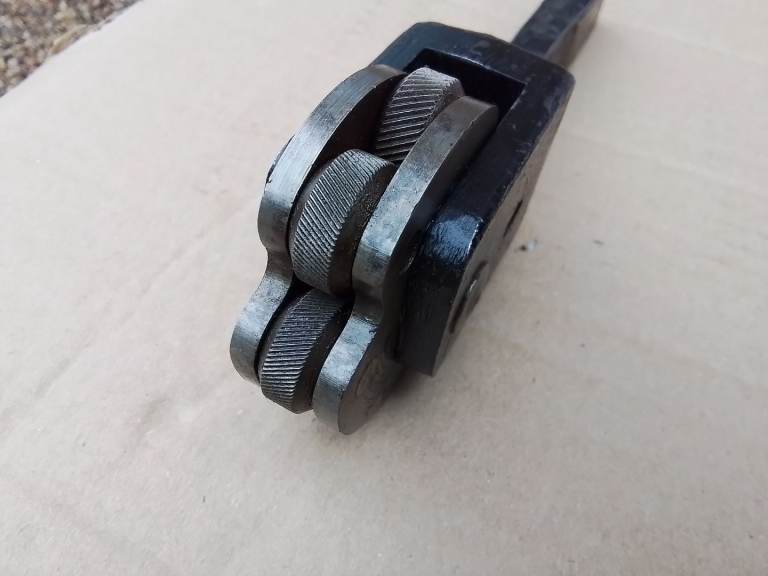 Large lathe knurling tool