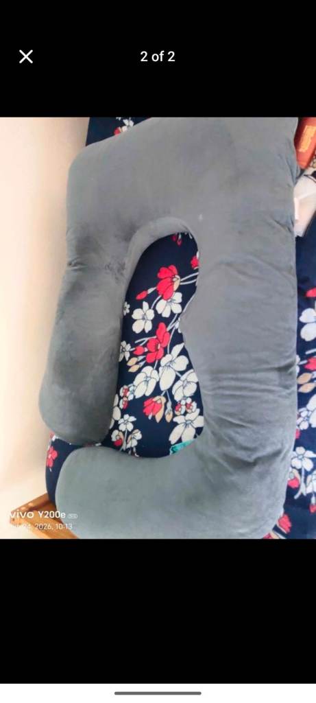 Grey Pregnancy Support Pillow – Good Condition