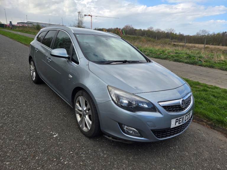 Vauxhall astra 1.7 cdti sri estate excellent condition