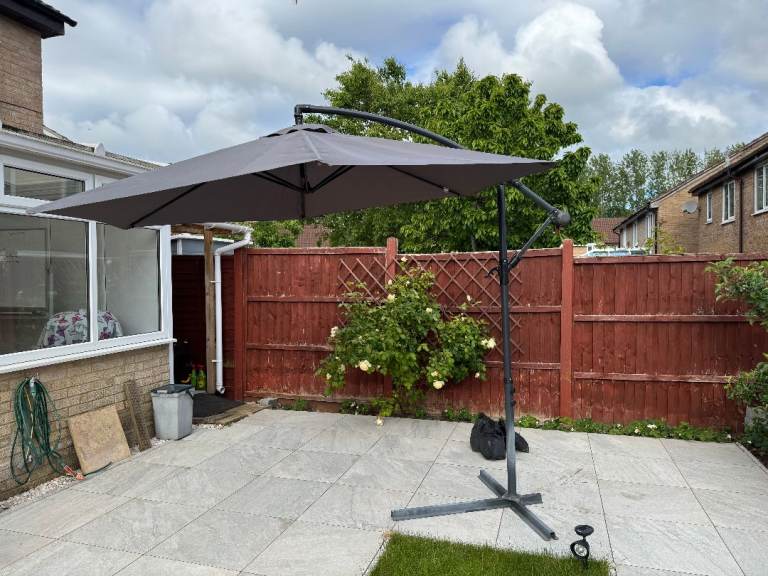 Garden parasol