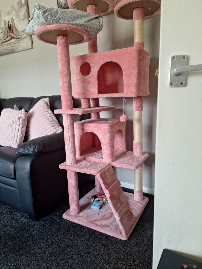 Pink scratch tower