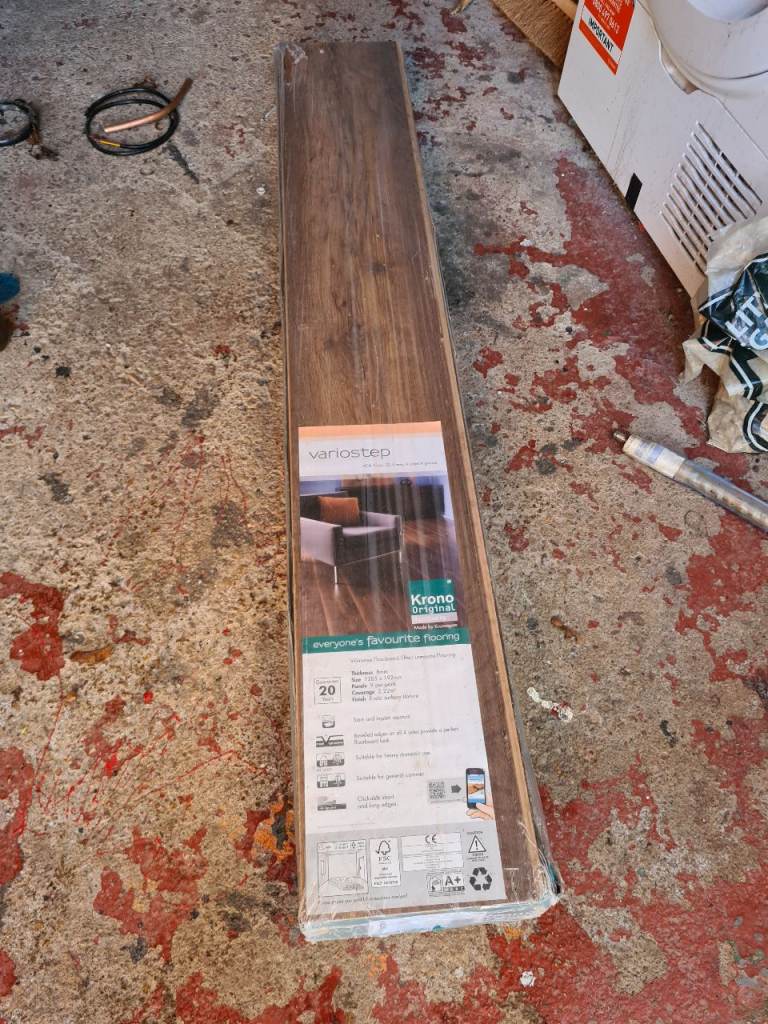 1 pack of krono flooring 