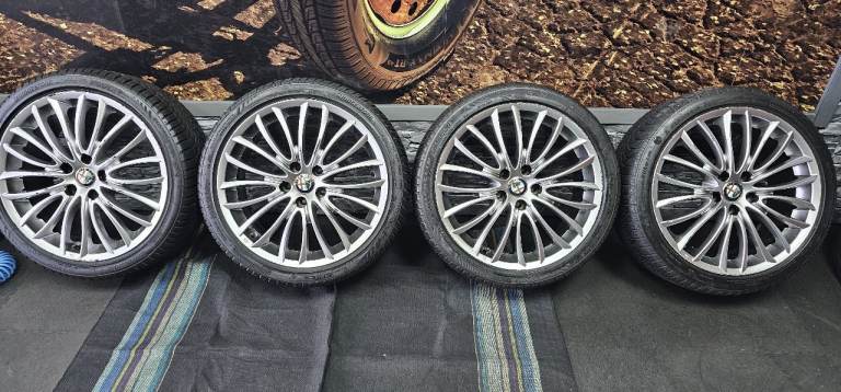 Alfa Romeo Genuine Vauxhall Fiat 18 alloy wheels + 4 x tyres 225 40 18
