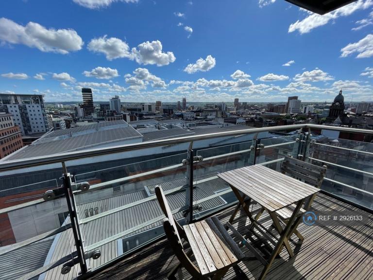 2 bedroom flat in Albion St, Leeds, LS2 (2 bed) (#2926133)