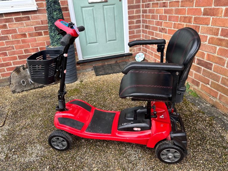 Motion Healthcare LithLite Pro mobility scooter transportable 4mph, good batteries lithium