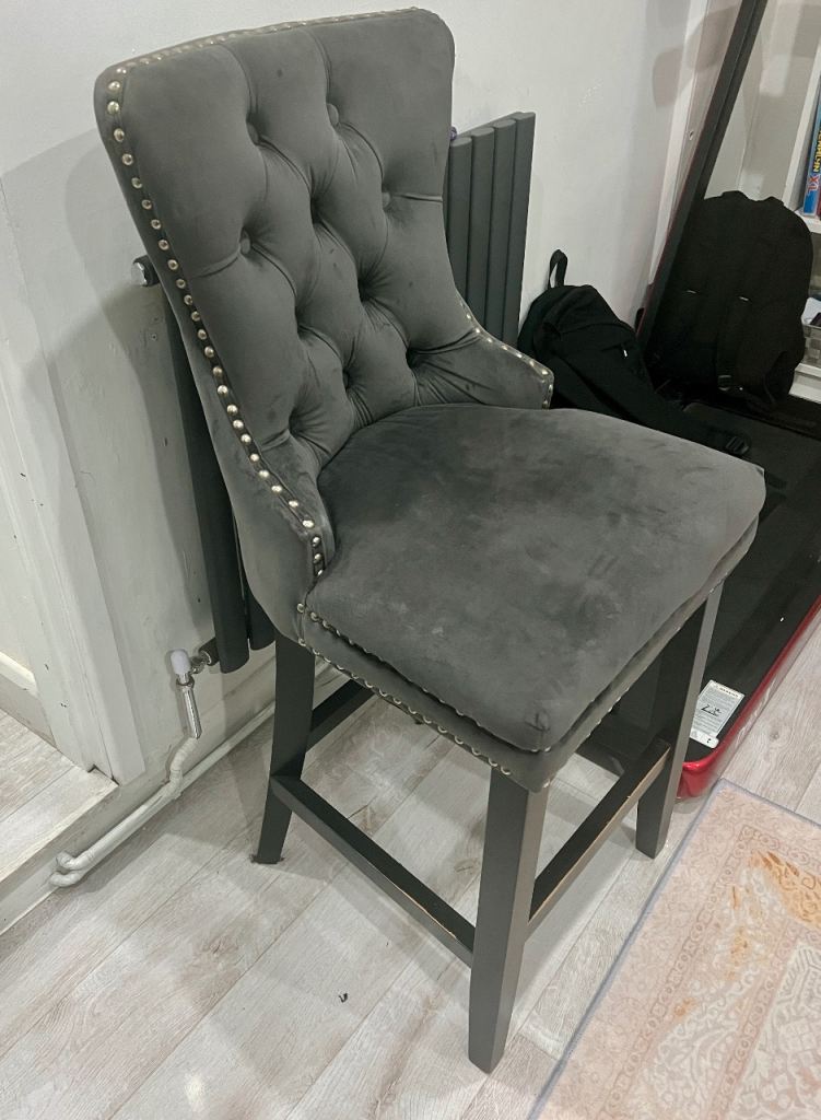 Dining chair 