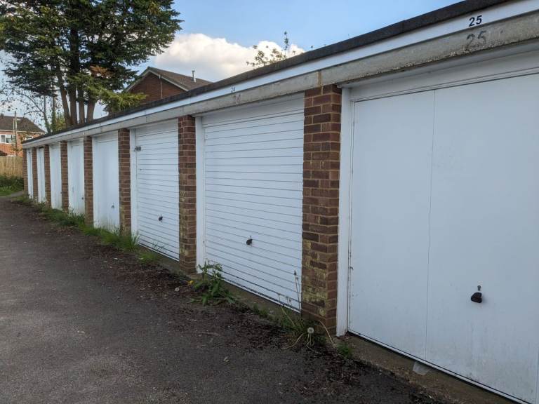 Garages for Rent, Symes Road, Romsey SO51 5BD - £26pw