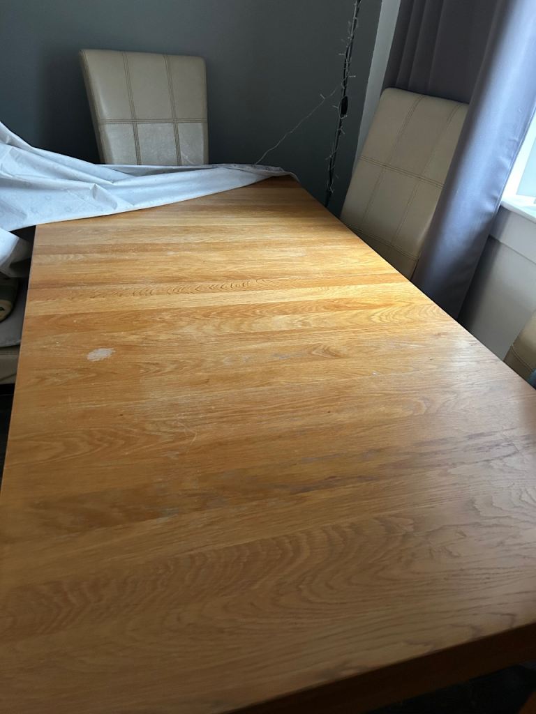 image for Large Extendable table with 6 Chairs