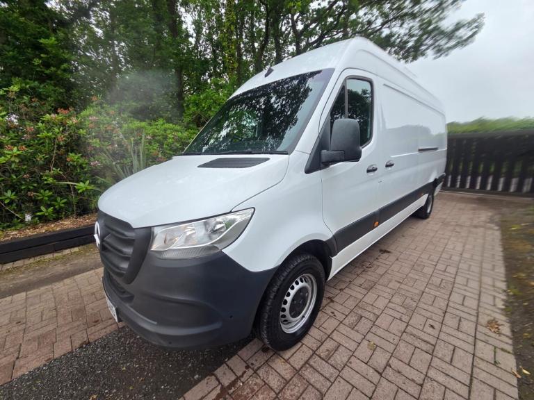 2022 Mercedes-Benz Sprinter 3.5t H2 Progressive Van PANEL VAN DIESEL Manual