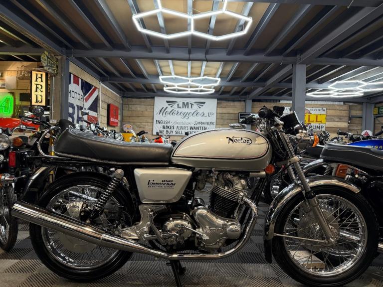 1975 Norton Commando 850 Mk.III Interstate, **NOS 1 MILES FROM NEW** AMAZING 