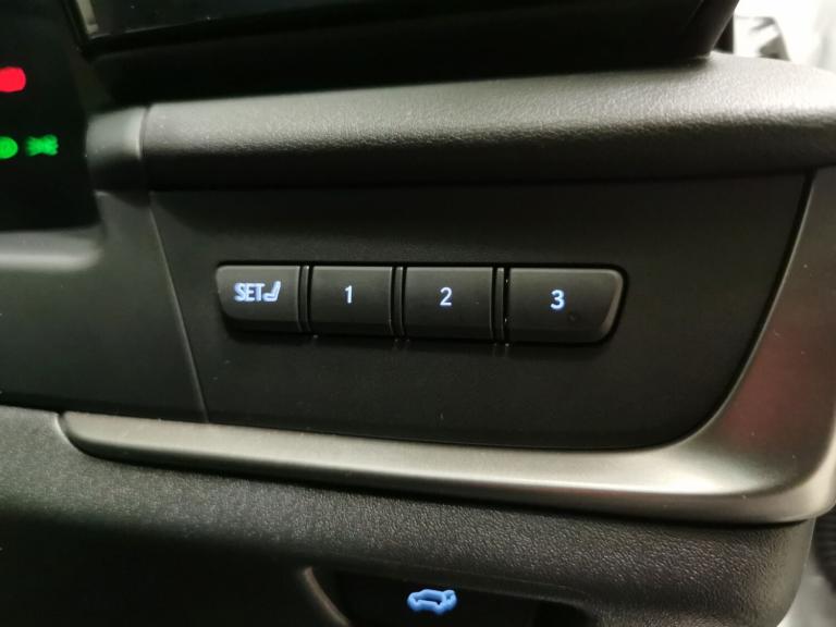 2024 Lexus RZ 450e 230kW Direct4 Premium + 71 kWh 5dr Auto ESTATE ELECTRIC Automatic