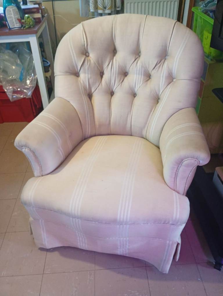 Comfortable Beige Fabric Upholstered Armchair – Good Condition