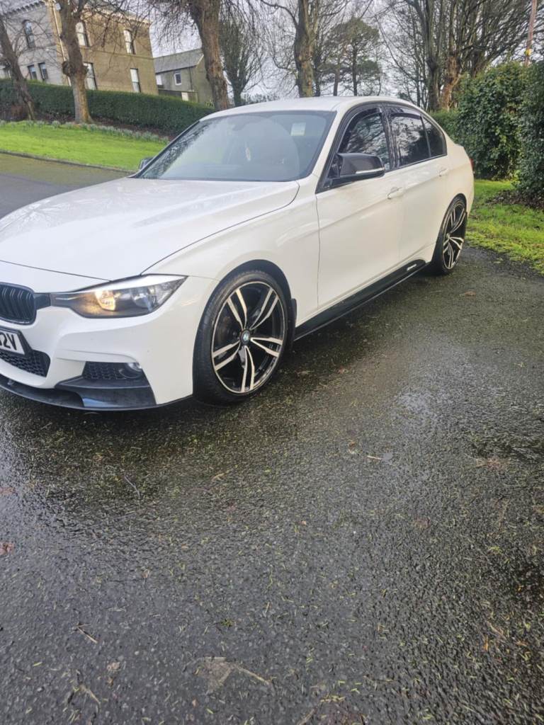 BMW, 3 SERIES, Saloon, 2013, Manual, 1995 (cc), 4 doors