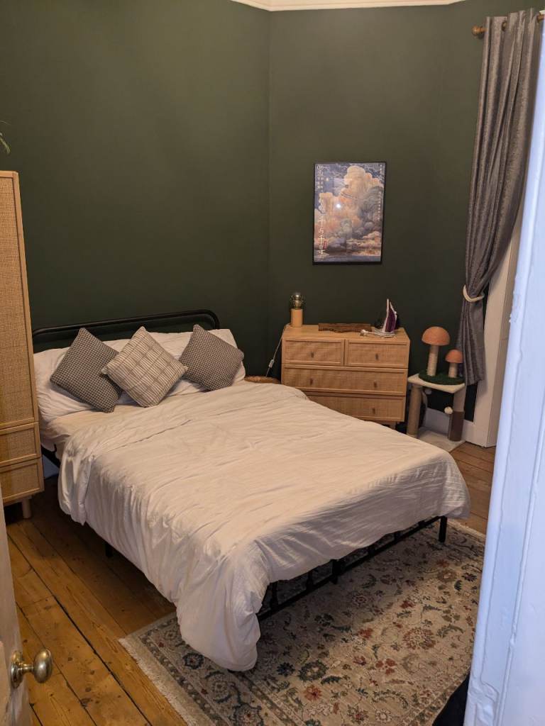 Room to rent in Edinburgh EH7 for Fringe