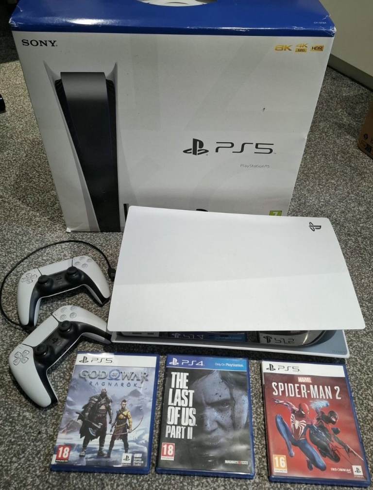 Boxed PlayStation 5 Disc Edition 825gb