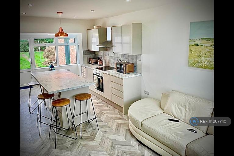 4 bedroom house in Wragby Road, Lincoln, LN2 (4 bed) (#2677110)
