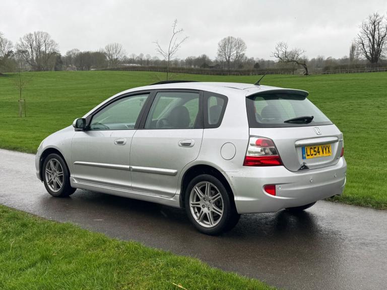 2005 HONDA CIVIC 1.6 i-VTEC Executive 5dr Auto