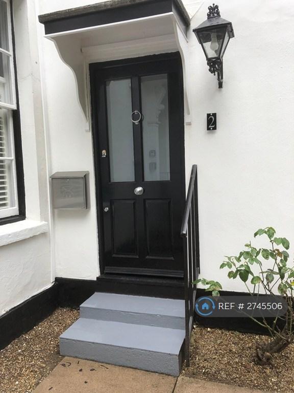 1 bedroom flat in Hadham Road, Bishop's Stortford, CM23 (1 bed) (#2745506)