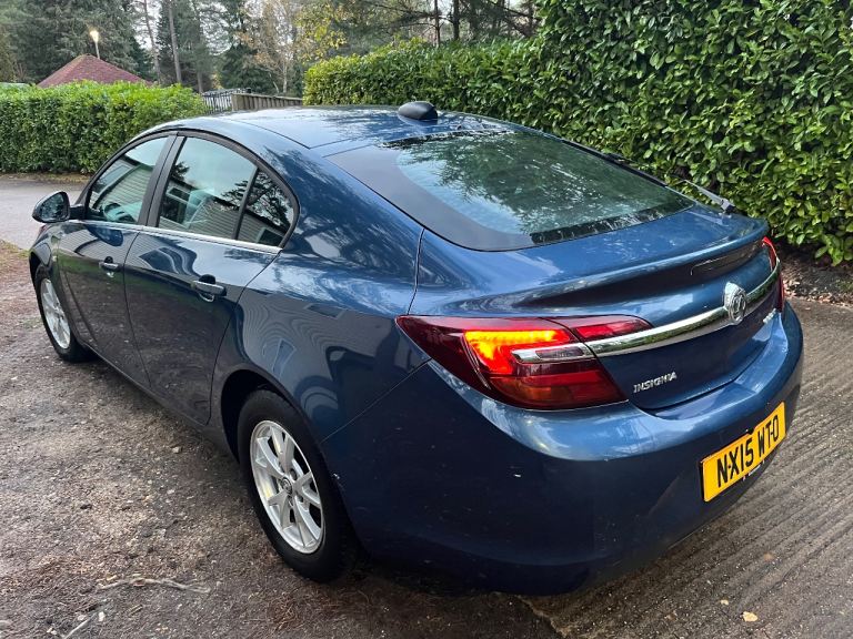 image for Vauxhall, INSIGNIA,ULEZ , £20 tax,diesel , cheap family Hatchback, 2015, Manual, 1956 (cc), 5 doors