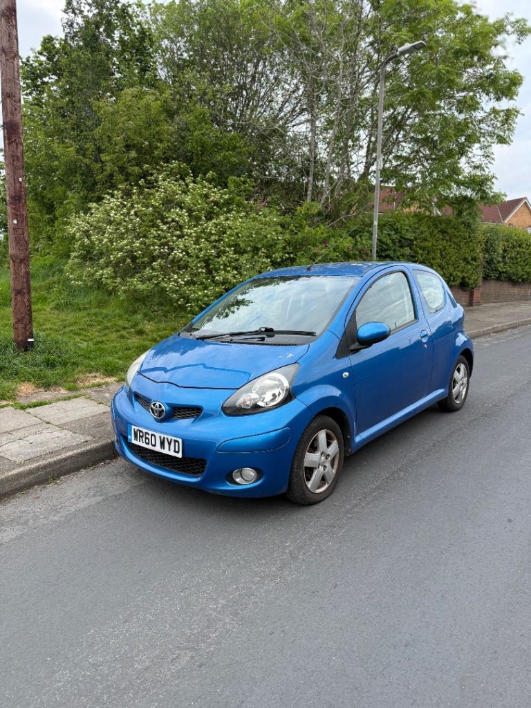 Toyota, AYGO, Hatchback, 2010, Manual, 998 (cc), 3 doors