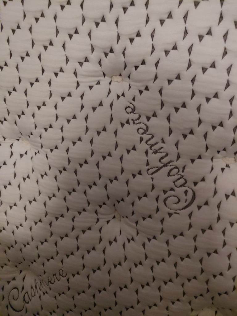 HappyBeds kingsize mattress 